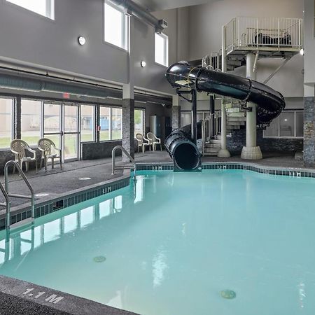 Home Inn & Suites Regina Airport Luaran gambar