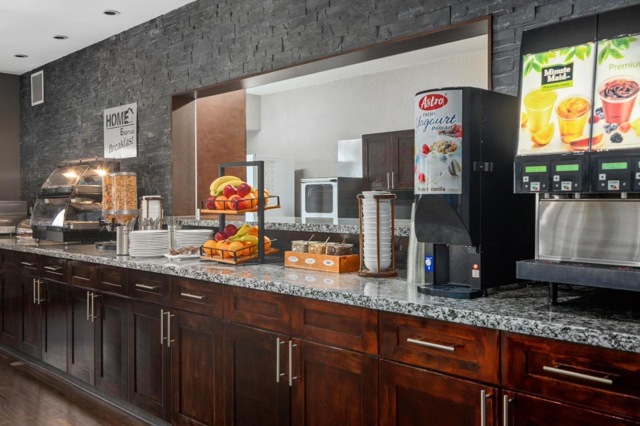 Home Inn & Suites Regina Airport Luaran gambar