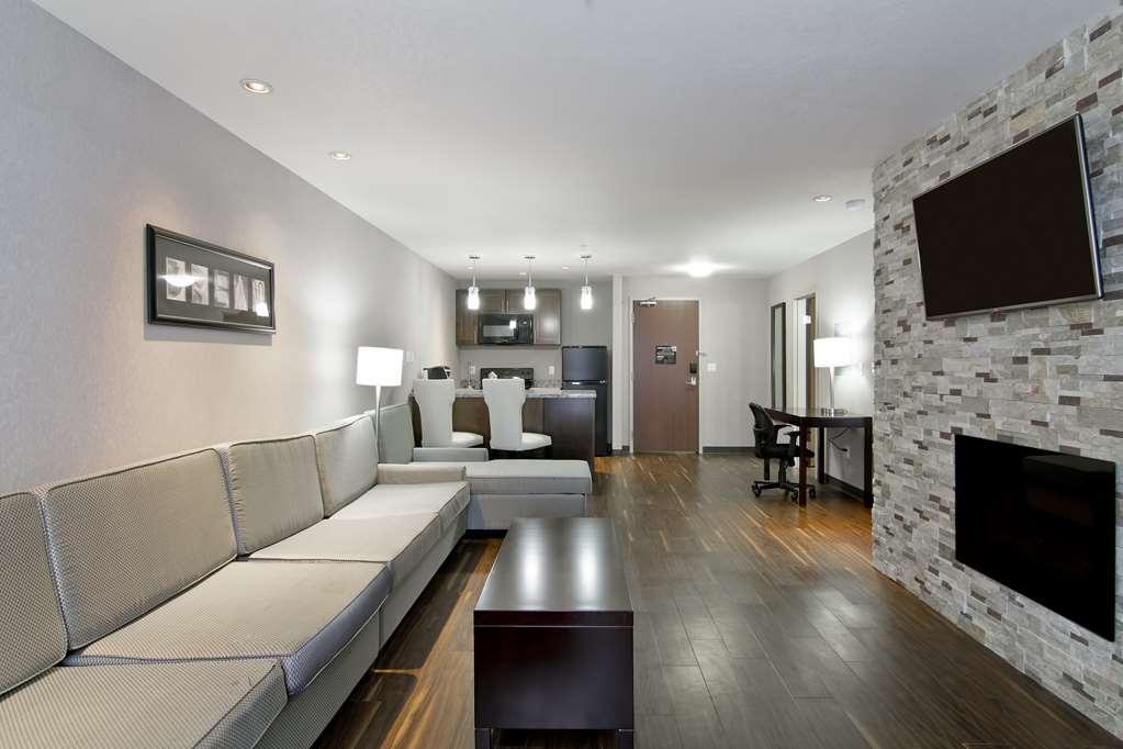 Home Inn & Suites Regina Airport Bilik gambar