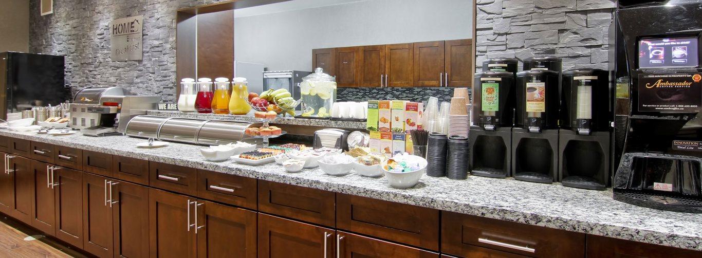 Home Inn & Suites Regina Airport Luaran gambar