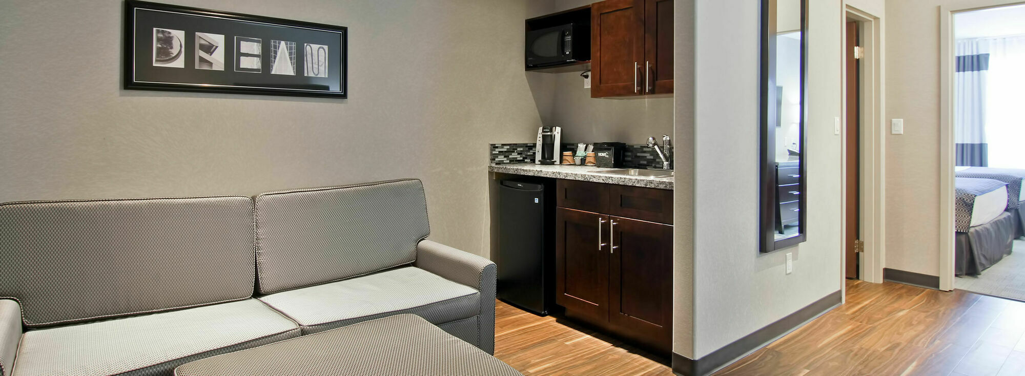 Home Inn & Suites Regina Airport Luaran gambar