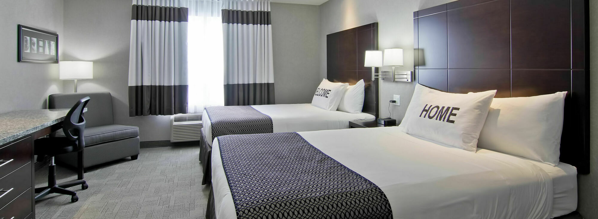 Home Inn & Suites Regina Airport Luaran gambar